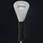 チャコールグレーホワイトレトロモノグラムパーソナライズされた ゴルフヘッドカバー<br><div class="desc">このドパーソナライズされたライバーカバーは、明るい灰色の背景に白いモノグラムと木炭グレーのレトロなスクリプト名を備えている。</div>