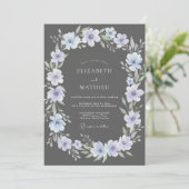 チャコールライラックの野の花の結婚式 招待状 (スタンド正面)