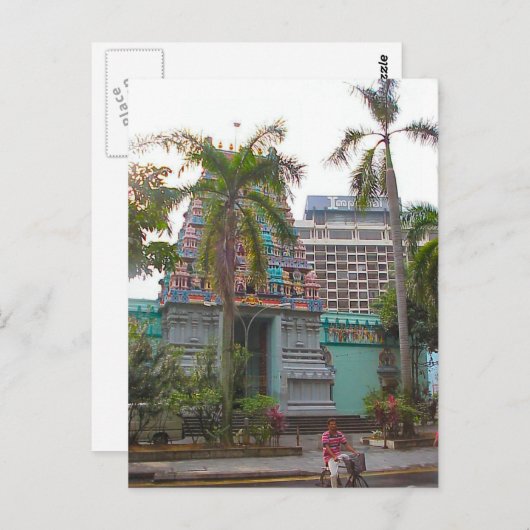 チャティアー寺院の外でヒンドゥー教の寺院を礼拝 ポストカード (正面/裏面)