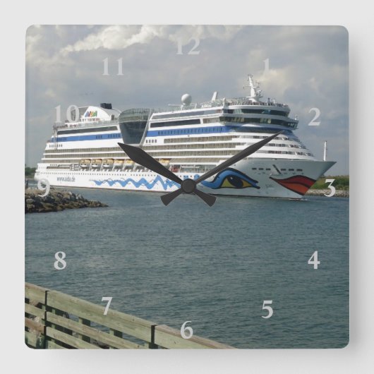 チャネルの微笑の船 スクエア壁時計 (正面)
