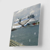 チャネルの微笑の船 スクエア壁時計 (傾斜)