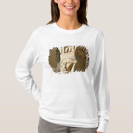 チャペルからのHathor頭のコラム、の Tシャツ (正面)