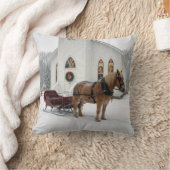 チャペルのそばで待つクリスマスの馬車 クッション (ブランケット)