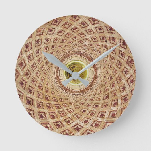 チャペルのキューポラの内部の眺め ラウンド壁時計 (正面)