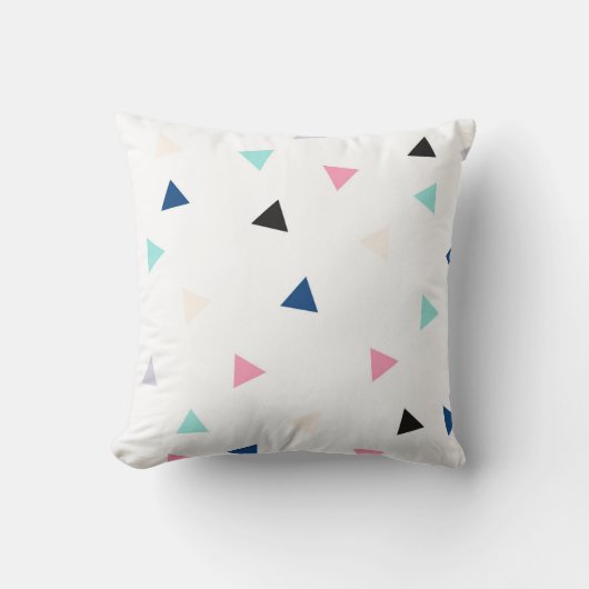 チャリー・ガール クッション (正面)