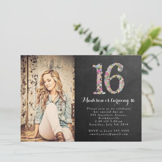 チャルクボードガールズフローラ第16回誕生日パーティー招待状 招待状 (スタンド正面)