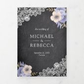 チャル素朴クボードレースパープルフローラ結婚の写真 三つ折り招待状 (カバー)