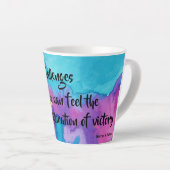 チャレンジティーマグカップを受け入れる カフェラテマグ (右アングル)