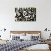 チャレンジ参加太陽の者のグループ キャンバスプリント (インサイチュ (寝室))