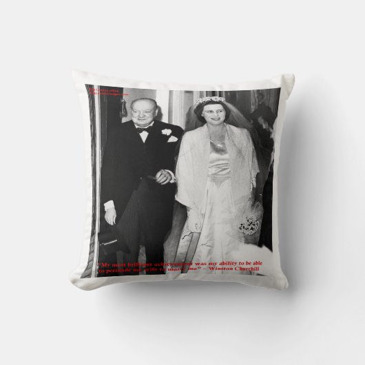 チャーチルと有名な結婚の引用スローピロー クッション (正面)