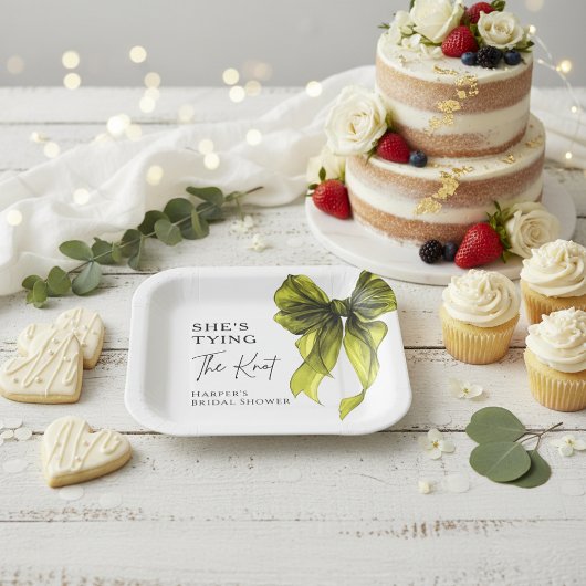 チャートルーズの弓で結ばれる 彼女の結婚前パーティー ペーパープレート