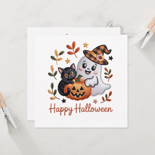 チャーミングなハロウィン グリーティング カード - 手描きの刺繍スタイルのゴースト (正面/裏面インサイチュ)