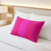 チャームに満ちたLOVEパターン、赤とホットピンクのストライプ ランバークッション