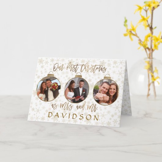 チャーム金ゴールド私たちの初めてのクリスマスとしてNewlyweds写真 カード (黄色い花)