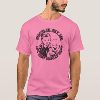 チャーリーは私をかみました(軽いTシャツ) Tシャツ
