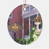 チャールストン・クリスマス・オーナメント、ハスク、チャールストン セラミックオーナメント (左)