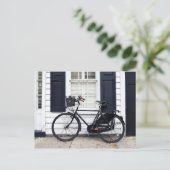 チャールストン、サウスカロライナ州のミーティングストリートにある自転車 ポストカード (スタンド正面)