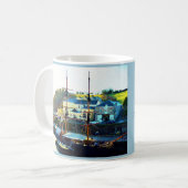 チャールズタウンハーバーコーンウォールイングランド コーヒーマグカップ (正面左)