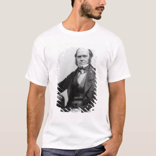 チャールズ・ダーウィン1854年のポートレート Tシャツ (正面)