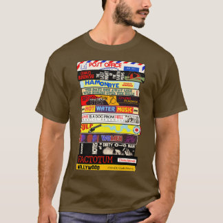 チャールズ・ブコフスキー・ブックススタック Tシャツ