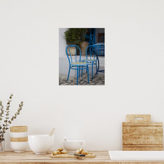 チュニジアのSidi Bou氏によると、カフェ椅子 ポスター (キッチン)