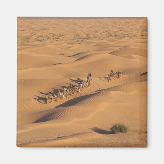 チュニジア、クサワーエリア、クサールギラン、グランドErg 4 マグネット (正面)