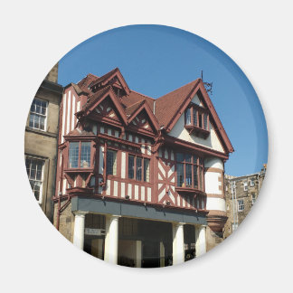 チューダーオークのフレーム建物，エジンバラ，スコットランド マグネット