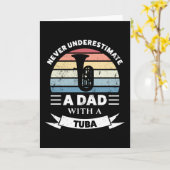 チューバを持つダ Dad 面白い音楽ギフト 父の日 カード (黄色い花)