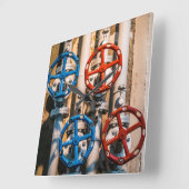 チューリッヒ・シフバウのストッコック スクエア壁時計 (傾斜)