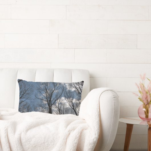 チューリップかわいらしポプラの木々曇りスカイランバー ランバークッション (ソファ)