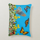 チューリップとデイジー付きバタフライフラワーガーデン アクセントクッション (裏面(縦))