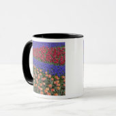 チューリップとムスカリの花の模様 3 マグカップ (正面左)