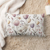 チューリップとユリの柔らかい花柄 ランバークッション (ブランケット)