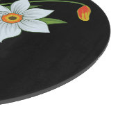 チューリップと水仙の花の黒い背景 カッティングボード (角)