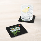 チューリップと水仙の花 黒い背景 スクエアペーパーコースター (インサイチュ)