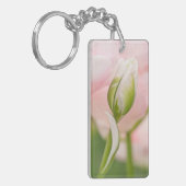 チューリップと芽のクローズアップ キーホルダー (正面左)