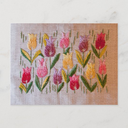 チューリップのヴィンテージの刺繍 ポストカード (正面)