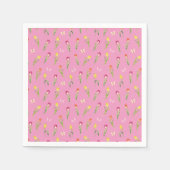 チューリップ＆バタフライ ピンクパターン ブライダルシャワー スタンダードカクテルナプキン (正面)