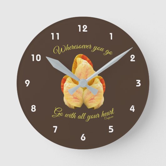 チューリップ・フラワー・ゴー・ザ・ハート感動的      ラウンド壁時計 (正面)