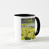 チューリップ、水仙、ムスカリの花、 マグカップ (正面右)