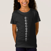 チョウザメのぬりえページと鱗板 - 女の子のTシャツ Tシャツ (正面)