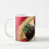 チョコレートいちごのチーズケーキのマグ コーヒーマグカップ (左)