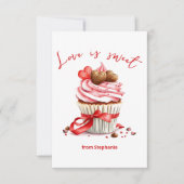 チョコレートと赤いリボンのハート入り甘いカップケーキ カード (正面)