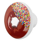 チョコレートによって曇らされるドーナツ セラミックノブ (右)