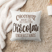 チョコレートに関する質問頼は間抜けあり クッション (ブランケット)