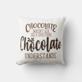 チョコレートに関する質問頼は間抜けあり クッション (正面)