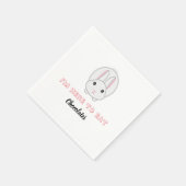 チョコレートを待っているイースター食べバニー スタンダードカクテルナプキン (角)