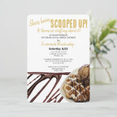 チョコレートアイスクリームスクープのワッフルブライダルシャワー 招待状 (スタンド正面)