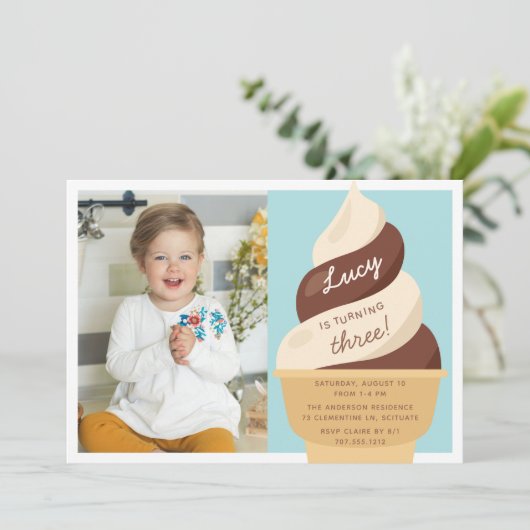 チョコレートアイスクリーム子供の誕生日パーティー写真 招待状 (スタンド正面)