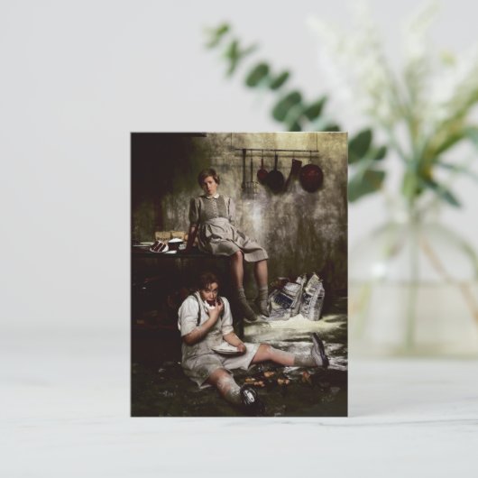 チョコレートケーキ付きハンゼルとグレテル ポストカード (スタンド正面)